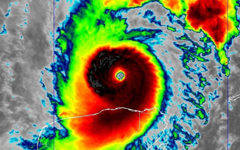 Hurricane Milton on 8 October 2024 in infrared: replacement complete, a wider eye